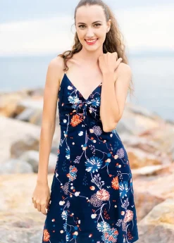 Online Coton Du Monde Robe courte de plage fleurie ILONA bleu marine Pollen